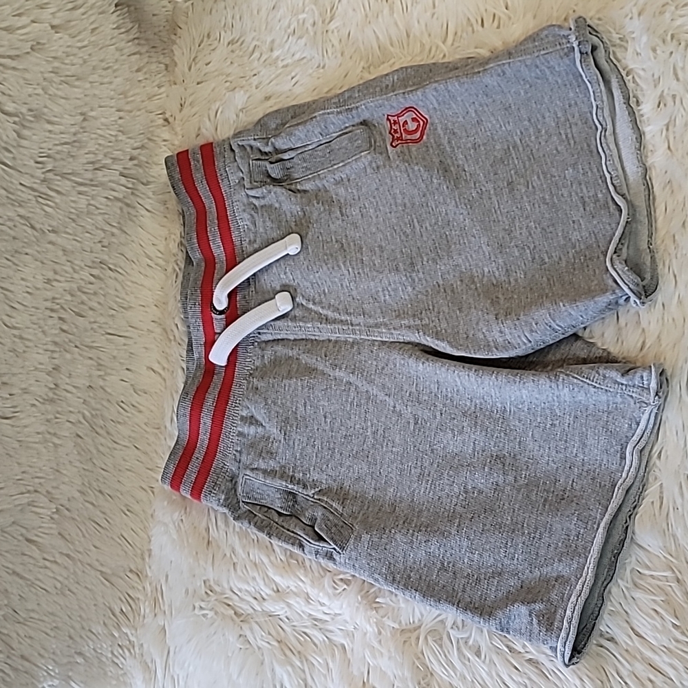 Boy shorts, size 6/7, Cherokee